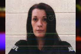 Carmen Kincaid's Instagram, Twitter & Facebook