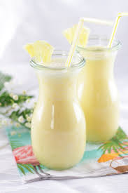 Tropisches Sommergetrank Ananas Kokos Smoothie Mary Loves Kokos Smoothie Ananas Kokos Ananas