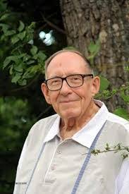 Teresa Quesenberry's Instagram, Twitter & Facebook