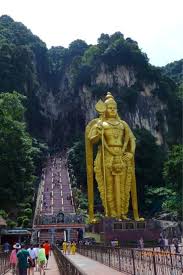 The caves are open all year from 7:00 am to 7:00 pm. Batu Caves Popular Tourist Attraction With 3 Main Caves Featuring Temples And Hindu Shrines Klia2 Info