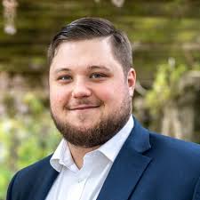 I am very excited to share that I have accepted an internship at Marsh as a  Summer TRAC Associate in their New York office. Thank you to everyone who  helped me get