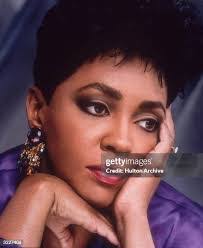 Anita Viola's Instagram, Twitter & Facebook