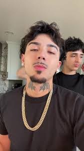 Gabe Campbell's Instagram, Twitter & Facebook