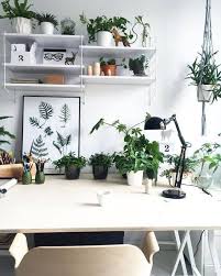 Decorating your cubicle is tough when you don't have a ton of creative control. 23 Ingenious Cubicle Decor Ideas To Transform Your Workspace Homesthetics Inspiring Ideas For Your Home