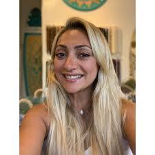 Karin Bush's Instagram, Twitter & Facebook