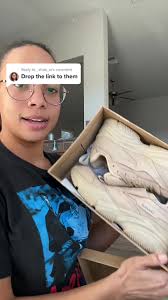 Steve Madden White Possession