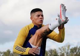 Faustino marcos alberto rojo (born 20 march 1990) is an argentine professional footballer who plays as a defender for boca juniors and the argentina national team. Se Acerca El Debut De Marcos Rojo En Boca Juniors Dosis Futbolera