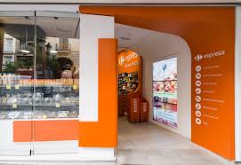 Embarque nesse tour e conheça um pouco mais sobre a nossa primeira loja carrefour express no brasil. Carrefour Express Madrid 6301 Fruit 4102 Extreme Light By Krion Stylepark