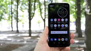 Review: Motorola Moto Z3 Play ...