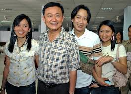 लीक फोन कॉल स्कैंडल में फंसे थाईलैंड के प्रधानमंत्री पैतोंगटार्न शिनावात्रा  कौन हैं? - ब्लूमबर्ग