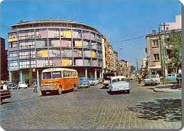 60 Larin Renkleri Kadikoy Istanbul Istanlook Oldpics Birzamanlar 60s Istanbul Tarihi Evler Mimari Sunum