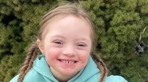 Julianne Yost's Instagram, Twitter & Facebook