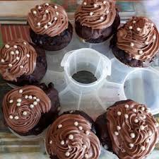 Partageons Nos Secrets De Cuisine Cupcakes A La Puree De Datte Au Chocolat Desserts Food Caramel
