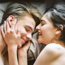 Paartherapeutin erklärt, wie sich welcher Bindungsstil entwickelt