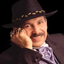 Reviews of Antonio Ríos