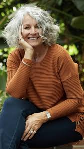 ปักพินโดย Patty egan ใน cute hairstyles