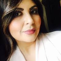 Isela Robles's Instagram, Twitter & Facebook