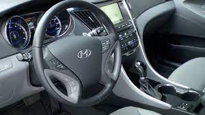 The sonata is all new for 2011, and what is immediately noticeable is that the new sedan looks while the dimensions should translate to more cabin space, oddly, the interior feels tighter. 2014 Hyundai Sonata Interior Youtube