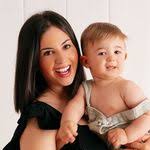 Damaris Cano's Instagram, Twitter & Facebook