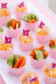59 Lustige Party Snacks Ideen Die Wir Gern Am Kindergeburtstag Essen Kindergeburtstag Party Essen Kindergeburtstag Essen Party Snacks Ideen