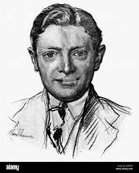 Martin Travers's Instagram, Twitter & Facebook