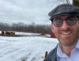 Jennifer Calnan's Instagram, Twitter & Facebook