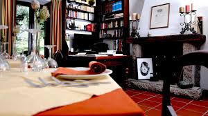 Bu dairede kalan konuklar balkondan yararlanabilirler. La Storia Di Fabrizio De Andre L Agnata