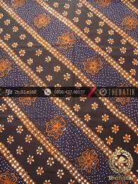 Batik Tulis Jogja Motif Lereng Kembang Latar Hitam Tulisan Hitam Kain