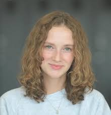 Libby Marsh's Instagram, Twitter & Facebook