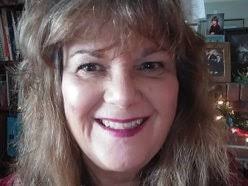 Kathy Lou's Instagram, Twitter & Facebook