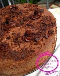 The Gateau Mousse Au Chocolat Qui Nous Rend Raide Dingue Gateau Mousse Gateaux Et Desserts Gateau Mousse Au Chocolat