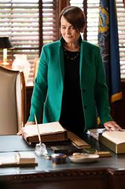 If this game was about a man murdering his wife and trying to get away with it, there would be a firestorm of sexism. How To Get Away With Murder Season 5 Episode 6 Review We Can Find Him Tv Fanatic