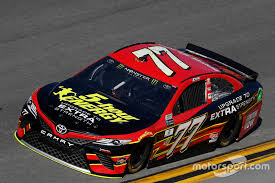 48 car hamlin won the first two stages of the race and led the most laps (207 of 400) but had to settle for his eighth. Das Sind Die Autos Der Nascar Saison 2017