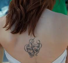 L Origine Et Le Sens D Un Tatouage Sur Le Dos