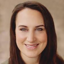 Margaret Maes's Instagram, Twitter & Facebook