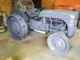 This is a john deere 7520 mfwd tractor with a ivt transmission. Farmer Johns Parts