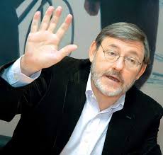 Juan Vicente Herrera destaca la labor social de Gente