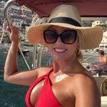 Deja Lightner's Instagram, Twitter & Facebook