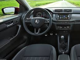 Škoda fabia ambition y montecarlo con opcionales. Skoda Fabia 2019 Pictures Information Specs