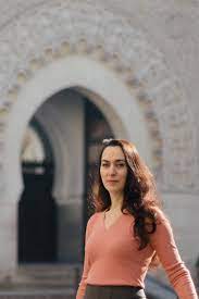 Kahina bahloul naît à paris d'un père algérien kabyle issu d'une famille maraboutique et d'une mère kahina bahloul se déclare « imame » depuis le printemps 2019. Rencontre Avec L Imam Kahina Bahloul Dailleursetdici News