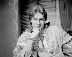 Václav kopta se přidal na seznam celebrit nakažených koronavirem a na rozdíl od jiných nemoc rozhodně nezlehčuje. Princ A Vecernice 1979 Imdb