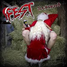 Julbilder, illustrationkonst, feer, jul, söta bilder, fantasy, katter, jul. Pa Laven Sitter Nissen Med Sin Juletos Song By F E S T Spotify