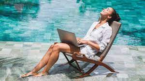 Learn about the benefits of a sun shelf or call anthony and sylvan a larger platform provides more space to place chairs or can serve as an area for children to play while staying cool. How To Design A Tanning Ledge For Your Pool Shasta Pools