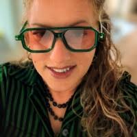 100+ perfiles de «Spragg»