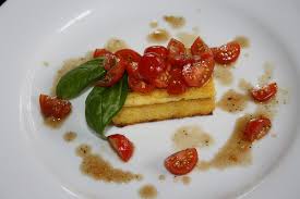 Maybe you would like to learn more about one of these? Quando Fai La Polenta Ne Avanza Sempre Un Po Ecco Come Riutilizzarla Crostini Di Polenta E Pomodori Freschi