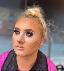 Profile for Blend Hair, Make up and Beauty Studio