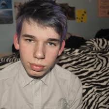 Harry Langley (@harrylangleyy)