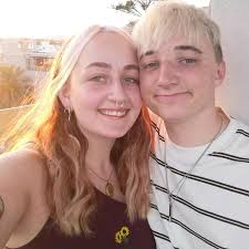 Blackburn student in race against time to freeze eggs due to rare condition 