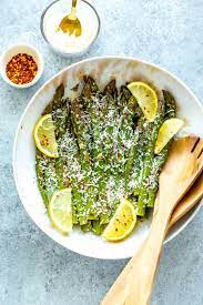 Then, carefully arrange the asparagus onto the steamer basket. Perfect Instant Pot Asparagus Tender Crisp Eating Instantly