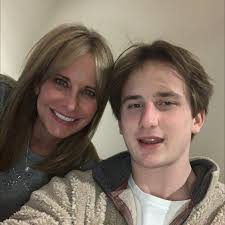 Interview: Julie Hudak